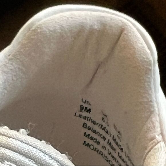 Naturalizer Morrison Silver Textured Sneakers NWOT - Picture 5 of 8